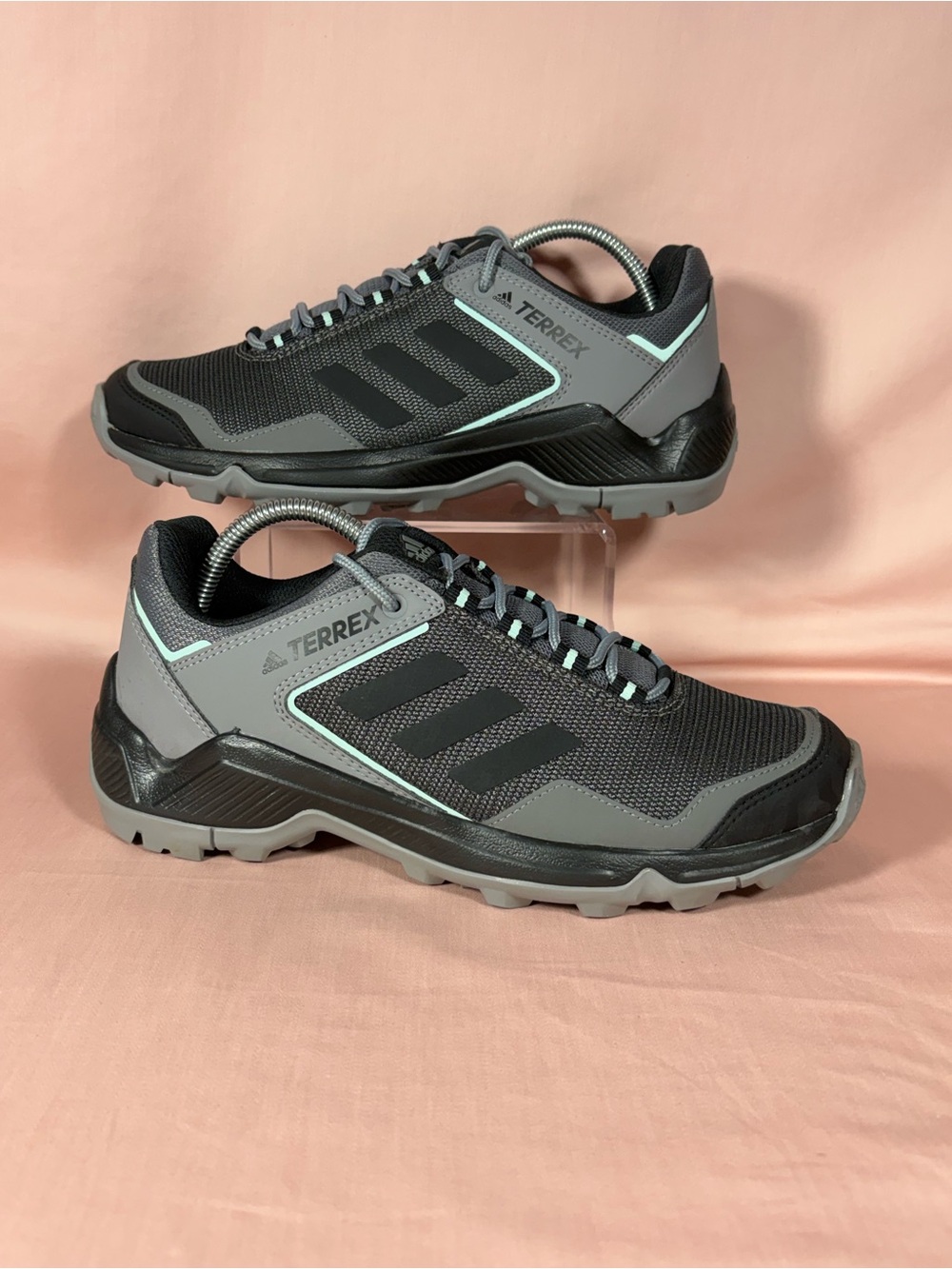 Adidas Terrex Eastrail W's Grey Traxion Hiking Shoes (EE6566) SZ 8 (LIKE NEW)